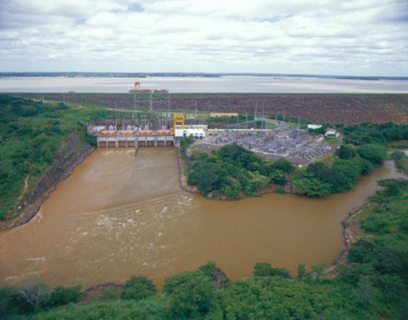 Comportas da Barragem Boa Esperança no PI são abertas