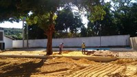 Implantação de Piscina e Campo de Futebol de Areia.